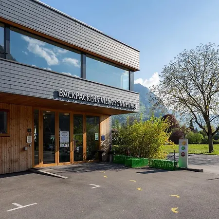 Hostel Backpackers Sonnenhof - *