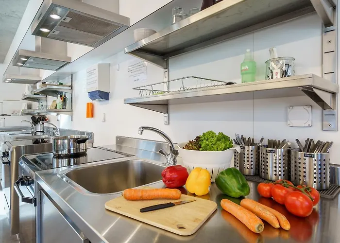 Backpackers Sonnenhof - * Интерлакен