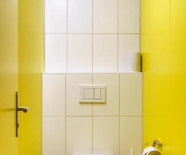 Hostel Backpackers Sonnenhof - *