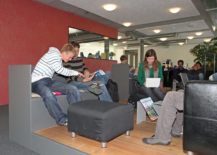 Vandrarhem Backpackers Sonnenhof - *