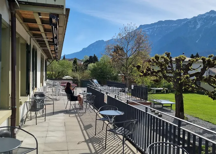 Backpackers Sonnenhof - Хостел Интерлакен