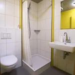 Hostel Backpackers Sonnenhof - *